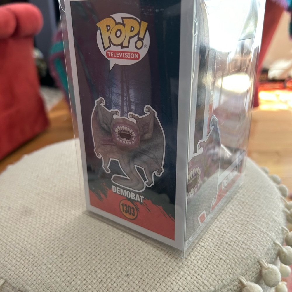 Funko Pop! Television Stranger Things Season 4 Demobat #1303 Vinyl Figure - Picture 3 of 8